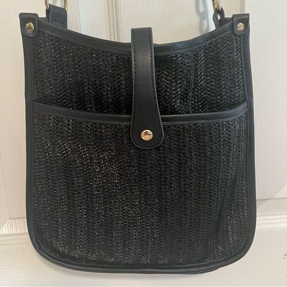 Rattan Woven Black Crossbody Bag with Gold Accents NWOT - Picture 6 of 12